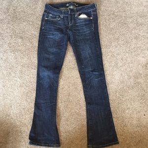 American Eagle dark blue jeans
